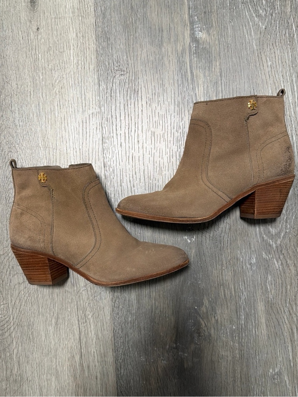 Tory Burch Leena Suede Nutshell Zip Bootie Women’s Size 7.5 M